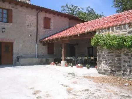 Lerruz Palace Ländliches Haus, Appartement 5 personnes à Lizoain - Photo 1