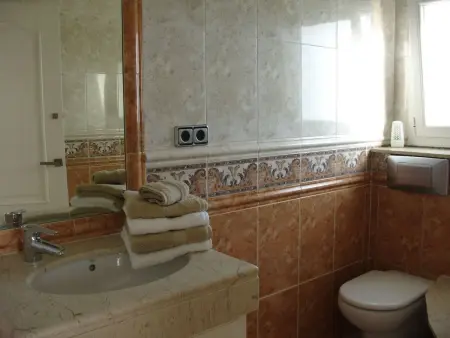 Gemütliches Ferienhaus mit Pool und Meerblick, Maison 5 personnes à Sta Cristina d'Aro - Photo 14