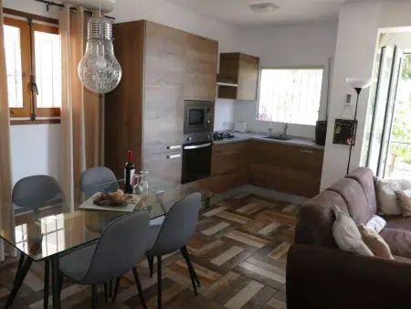 Casa Jomy  mit Terrasse, Maison 6 personnes à El Campello Villajoyosa - Photo 1