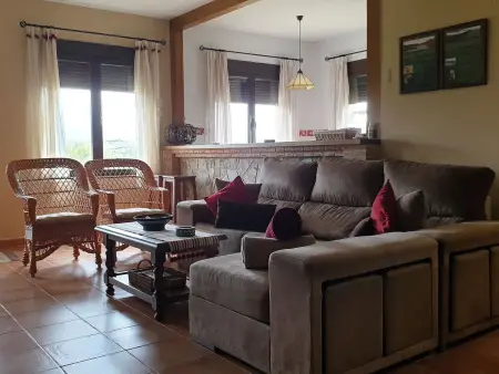 mit privatem Pool, Maison 6 personnes à Navas de Estena - Photo 6