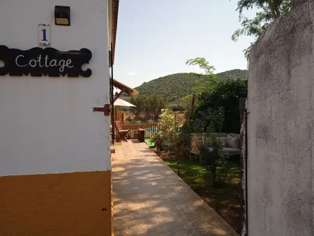 Finca  Cottage  mit gemeinschaftlichem Pool, Maison 5 personnes à Alcuescar - Photo 4