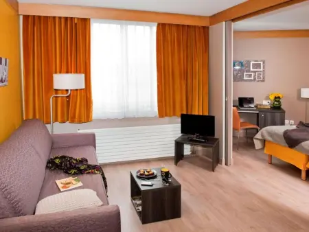 Wohnung mit Privatparkplatz, Appartement 4 personnes à Paris - Photo 8