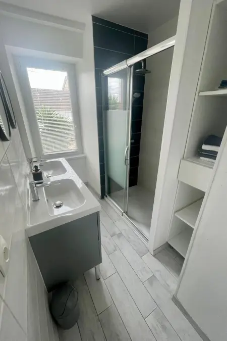 Stadthaus mit eigenem Garten und Grill, Maison 5 personnes à Tourlaville - Photo 11