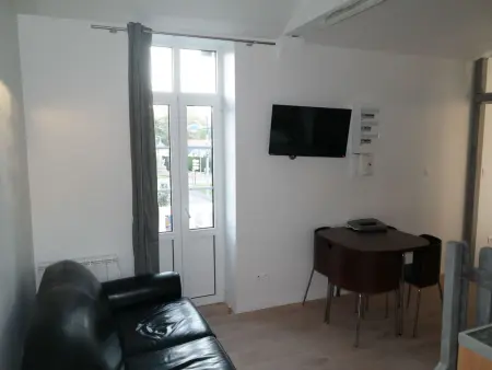 Schöne Unterkunft mit Terrasse in der Nähe des Meeres - Photo 10