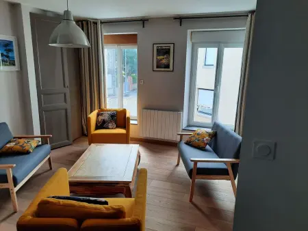 Wohnung mit Privatparkplatz, Appartement 4 personnes à Granville - Photo 1