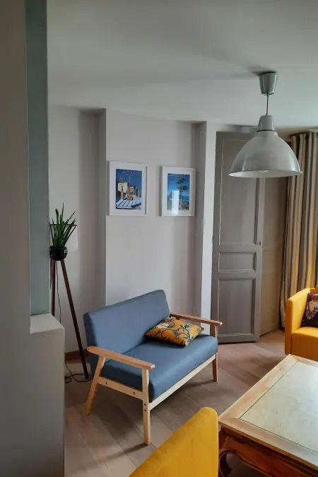 Wohnung mit Privatparkplatz, Appartement 4 personnes à Granville - Photo 2