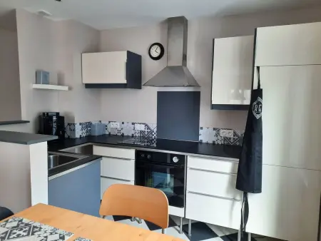 Wohnung mit Privatparkplatz, Appartement 4 personnes à Granville - Photo 3
