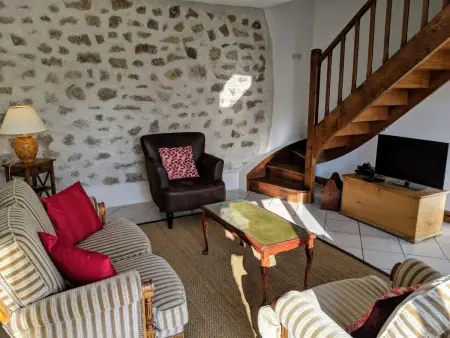 in Vesly mit Beheiztem gemeinsamem Pool, Maison 4 personnes à Bretteville sur Ay - Photo 5