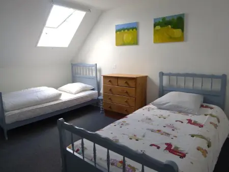 in Vesly mit Beheiztem gemeinsamem Pool, Maison 4 personnes à Bretteville sur Ay - Photo 11