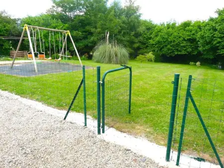 in Vesly mit Beheiztem gemeinsamem Pool, Maison 4 personnes à Bretteville sur Ay - Photo 16