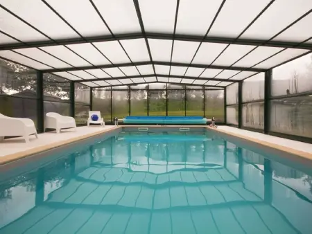 Großes Haus mit überdachtem und beheiztem Swimmingpool - Photo 18