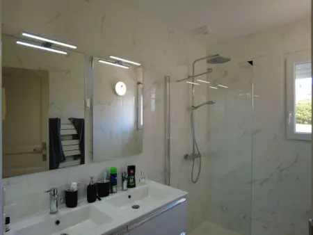neues Haus mit blendendem Meerblick, Maison 6 personnes à Penvénan - Photo 7