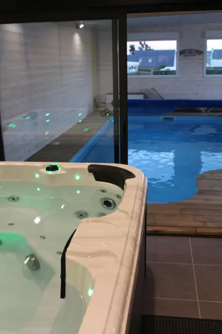 Große Villa am Meer mit privatem Spa Bereich, Maison 10 personnes à Plouescat - Photo 16