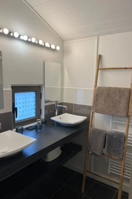 Große Villa am Meer mit privatem Spa Bereich, Maison 10 personnes à Plouescat - Photo 34