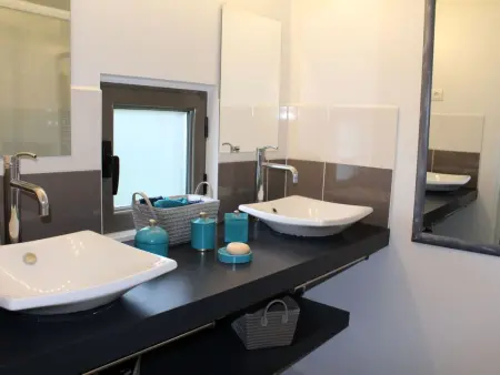 Große Villa am Meer mit privatem Spa Bereich, Maison 10 personnes à Plouescat - Photo 35