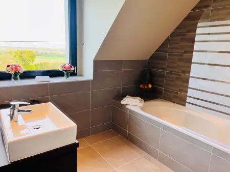 Villa Tante Alice  Meerblick Komfort Villa Alleinlage mit Aufzug Jacuzzi Dampfb - Photo 8