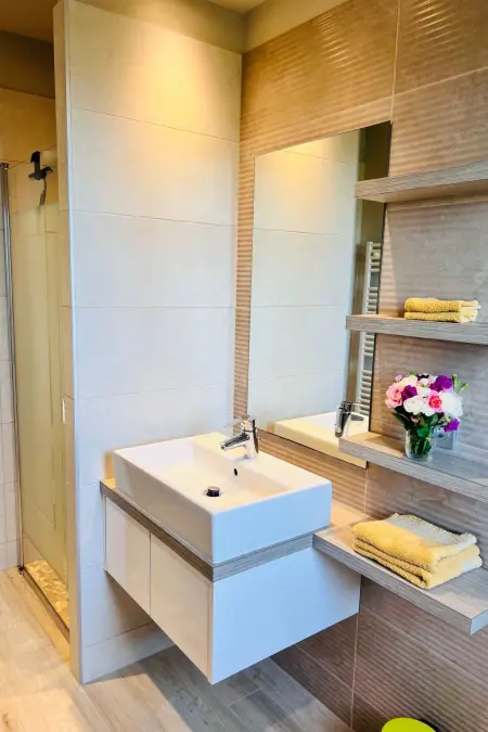 Villa Tante Alice  Meerblick Komfort Villa Alleinlage mit Aufzug Jacuzzi Dampfb - Photo 20