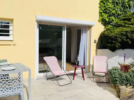 Prächtige Villa mit exotischem Garten, Strand 200m entfernt - Photo 26