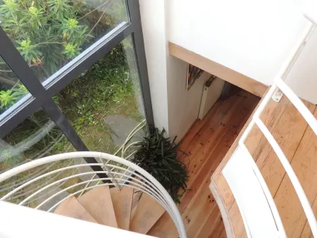 Großes Familienhaus mit schön angelegtem Garten - Photo 16