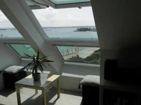 Tromeal Lasalle  blick auf das Meer. Mit 4 Sternen klassifiziert - Photo 1