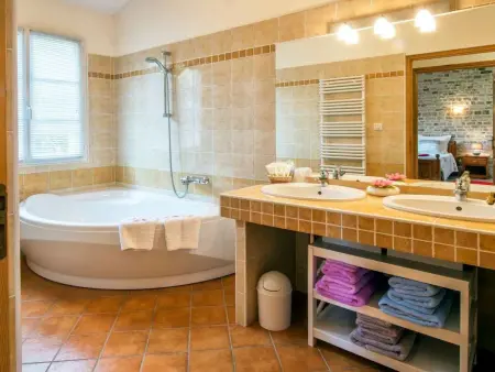 Villa  La Bergerie  mit Privatpool und Spa, Maison 8 personnes à Romans - Photo 12