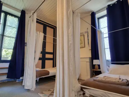8-Zimmer-Schloss mit Pool und eigenem Park, Maison 15 personnes à Marennes - Photo 37