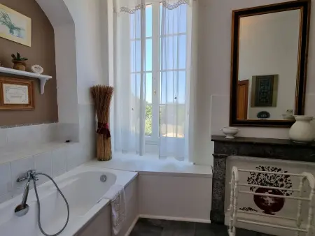 8-Zimmer-Schloss mit Pool und eigenem Park, Maison 15 personnes à Marennes - Photo 39