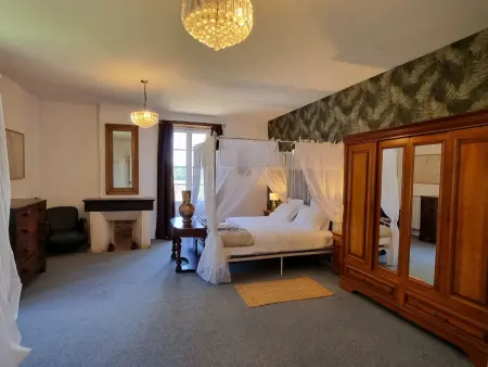 8-Zimmer-Schloss mit Pool und eigenem Park, Maison 15 personnes à Marennes - Photo 42