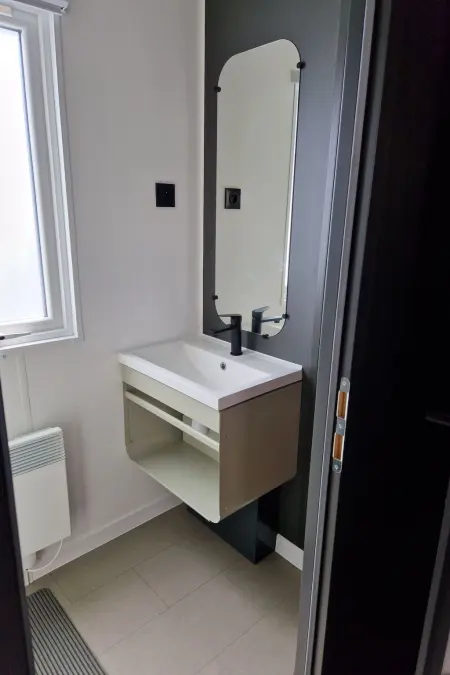 Mobil-home tout confort Camping 5 à Montalivet, Appartement 6 personnes à Montalivet - Photo 9