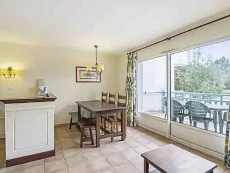Schönes Appartment in ruhiger Lage in einer baumbestandenen Residenz mit beheiz - Photo 4