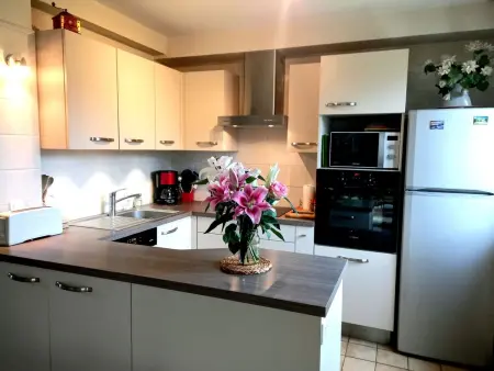 8 bis 10 pers. Strände , GR zu Fuß, Maison 8 personnes à Cancale - Photo 2