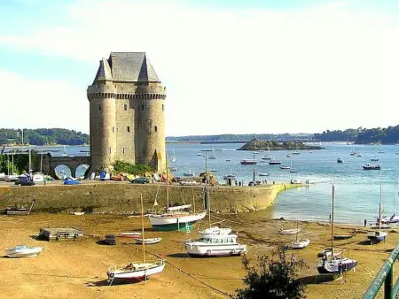 8 bis 10 pers. Strände , GR zu Fuß, Maison 8 personnes à Cancale - Photo 31