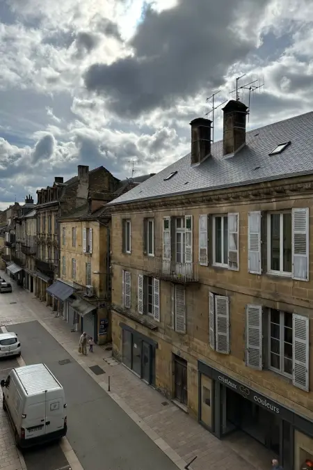 Clovis - Sehr schönes, gemütliches Apartment mit privater Garage - Photo 2