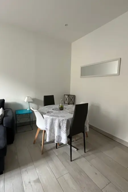 Clovis - Sehr schönes, gemütliches Apartment mit privater Garage - Photo 7