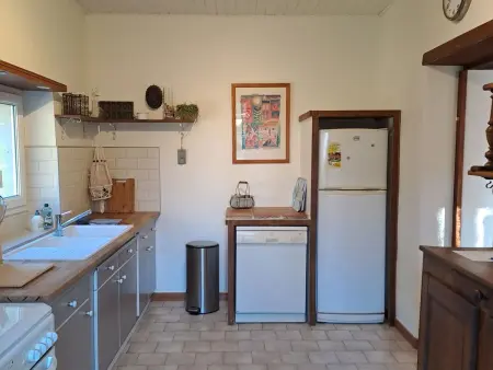 Der Pavillon - im Park des Schlosses Lescaut, Maison 7 personnes à Montignac de Lauzun - Photo 8