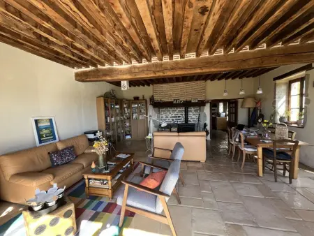 Landhaus mit eingezäuntem Garten, Maison 4 personnes à Crux la Ville - Photo 3