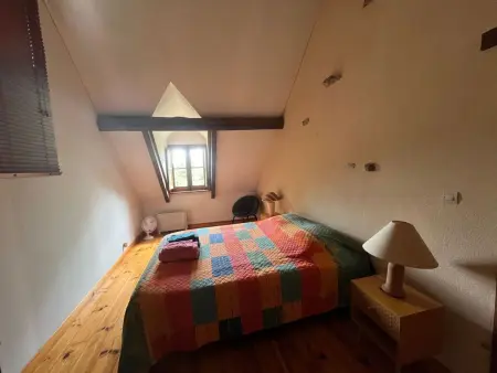 Landhaus mit eingezäuntem Garten, Maison 4 personnes à Crux la Ville - Photo 8