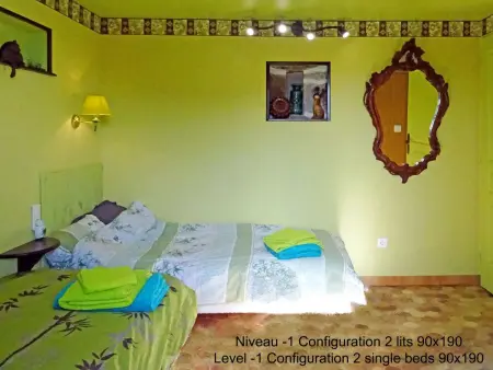 Klimatisiertes Ferienhaus mit Pool, Maison 7 personnes à Largentière - Photo 9