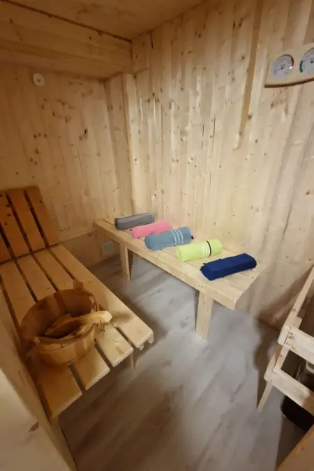 Le Chalet Sous Les Sapins, mit Swimmingpool, Sauna - Photo 10