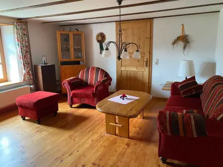 in Ventron mit eingezäuntem Garten, Maison 5 personnes à Ventron - Photo 6