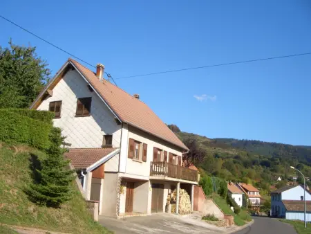 mit Balkon, Garten und Talblick, Maison 5 personnes à Muhlbach sur Bruche - Photo 1
