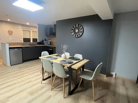 Wohnung mit Privatparkplatz, Appartement 5 personnes à Oberhergheim - Photo 1