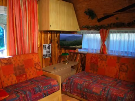 Charmantes Ferienhaus mit gemeinsamem Grill, Maison 4 personnes à Plombières les Bains - Photo 6