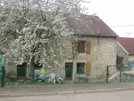 Steinhaus in ländlicher Umgebung mit Pool, Maison 6 personnes à Brotte lès Ray - Photo 1