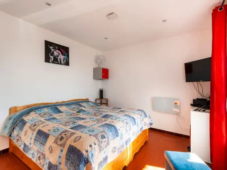 Le Tau  mit Balkon, Appartement 4 personnes à Saintes Maries de la Mer - Photo 4