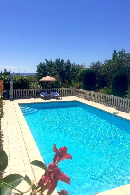 in La Livinière mit Großer Terrasse, Maison 3 personnes à Cesseras - Photo 3