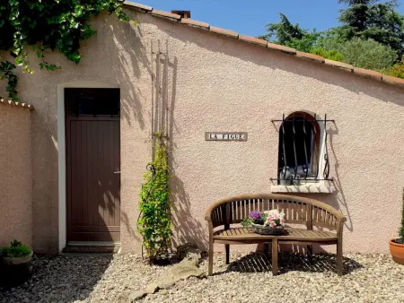 in La Livinière mit Großer Terrasse, Maison 3 personnes à Cesseras - Photo 11