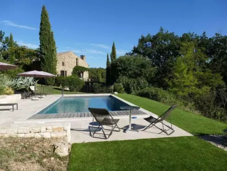 Grosszügiges Ferienhaus mit Pool / Provence, Maison 8 personnes à Bernis - Photo 1
