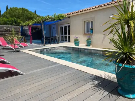 mit eigenem Pool, Maison 6 personnes à Tavel - Photo 2