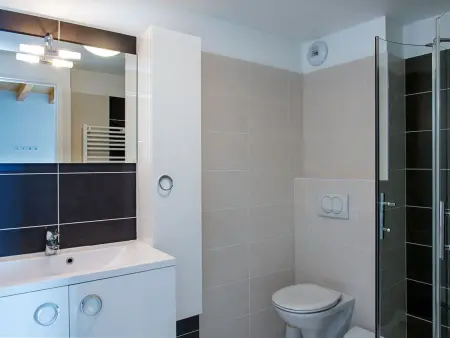 mit Blick auf das Wasser, Appartement 6 personnes à Chorges - Photo 8